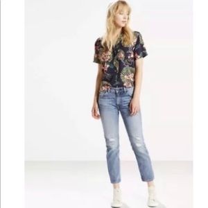 NWT Levi's 505 Womens Cropped  Blue Jeans Size: 29